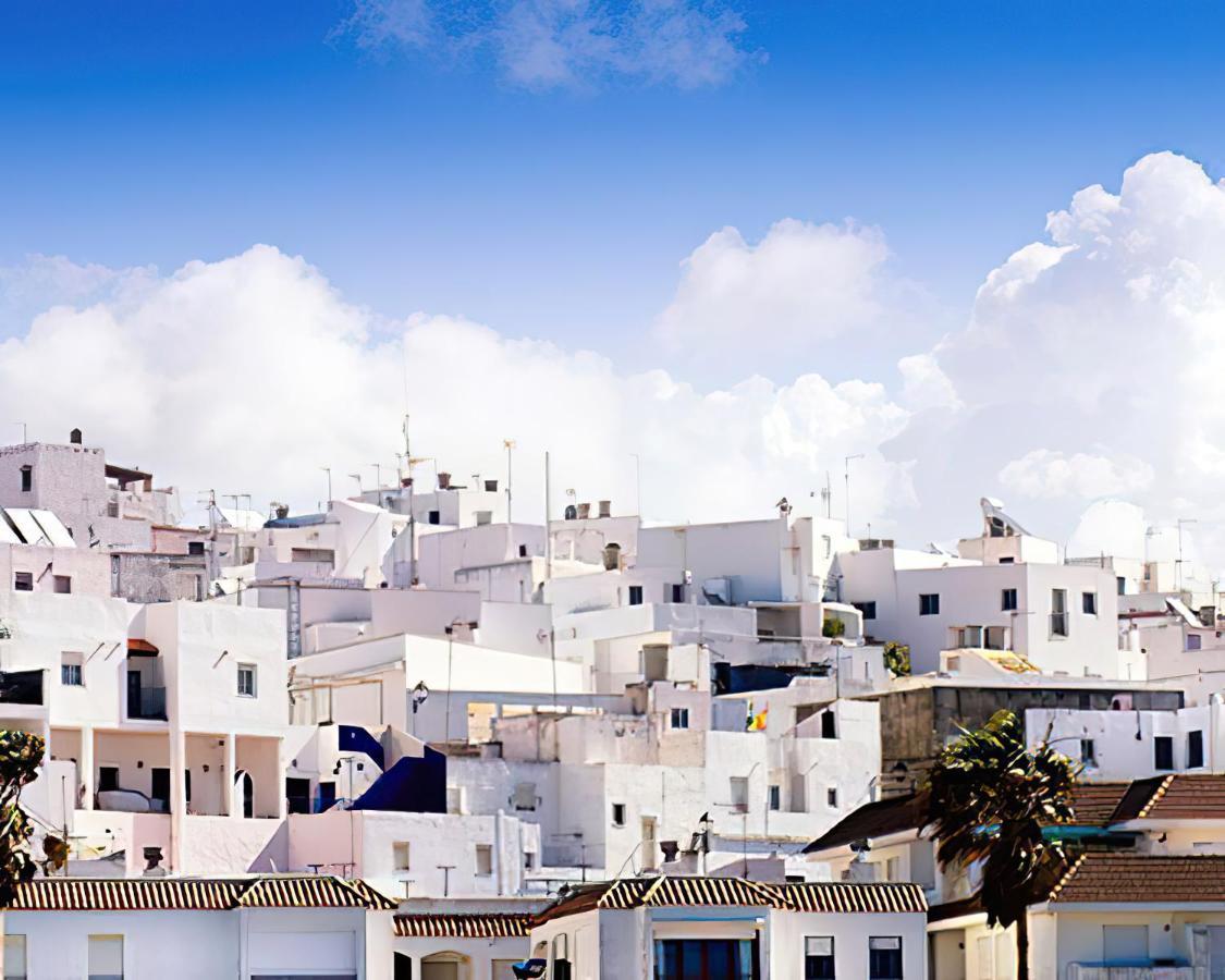 Apartamentos Noria Familias Y Parejas Gold Conil De La Frontera Bagian luar foto